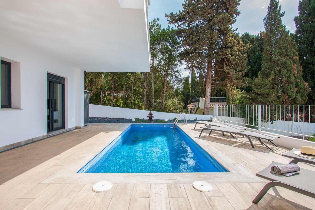 Villa Capistrano Garden, Piscina Privada Y Vistas Al Mar Nerja Exterior foto